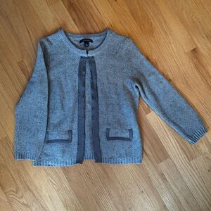 Banana Republic - Gray Knit Sweater with hidden front clasps